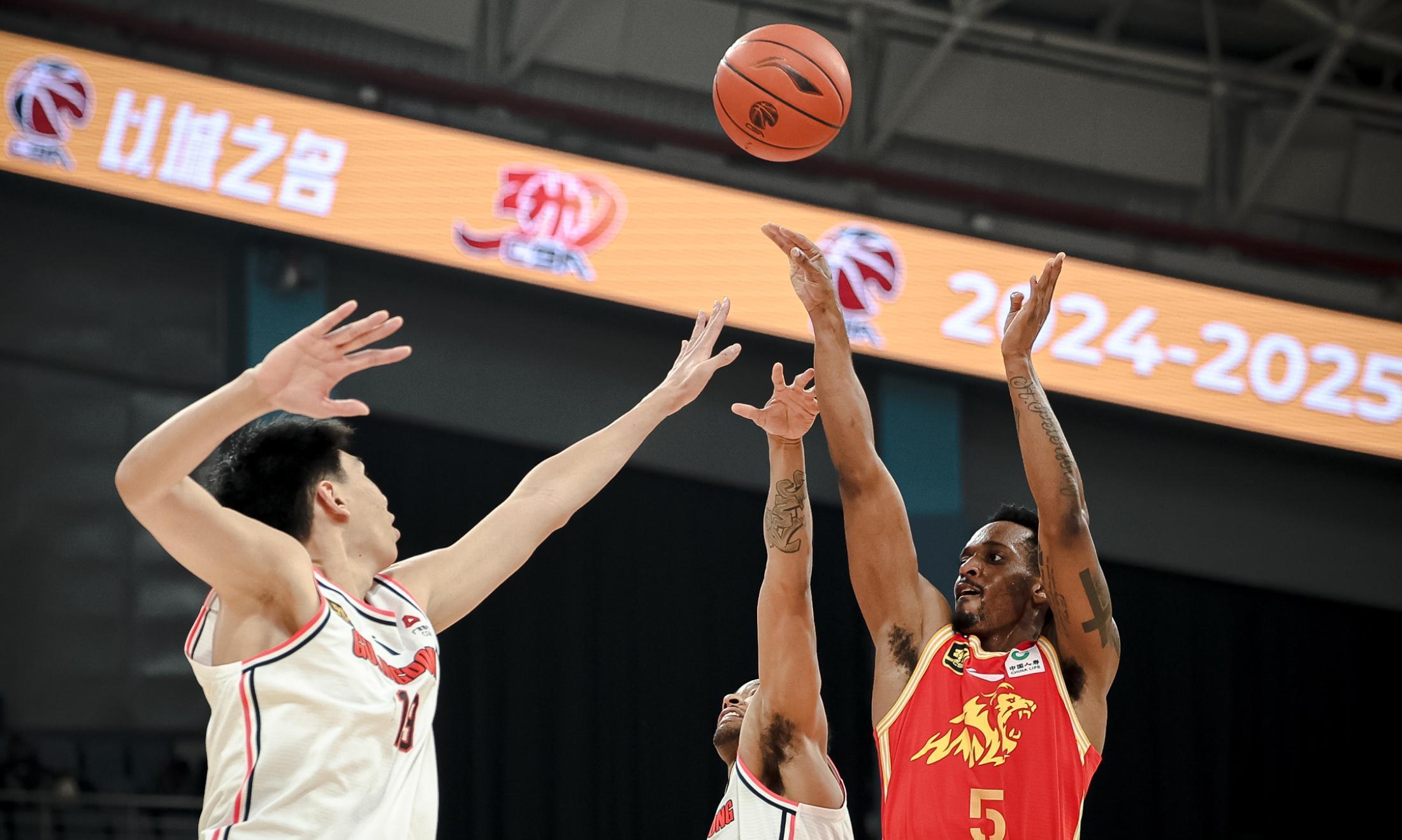 星空体育入口-包含冲刺阶段尼斯备战亚冠关键时刻多伦多猛龙备战CBA季后赛，现场解说直呼：浙江稠州清晨调整名单的词条